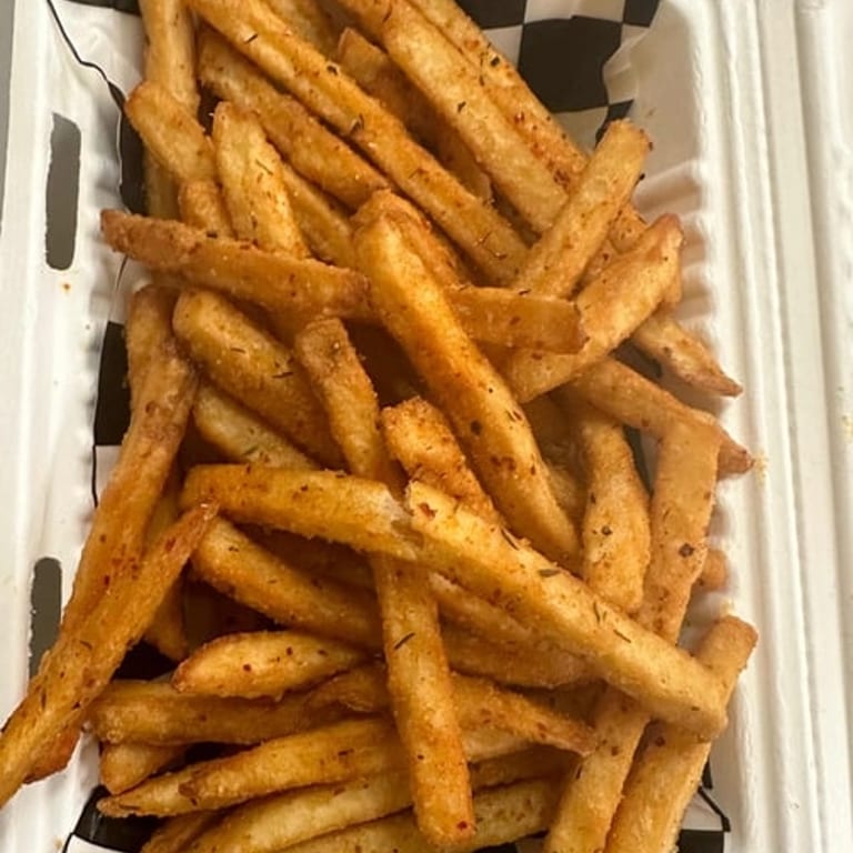 Delicious Fries: A Must-Try Side at Our Restaurant